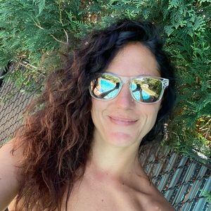 Meet your Posher, Kara